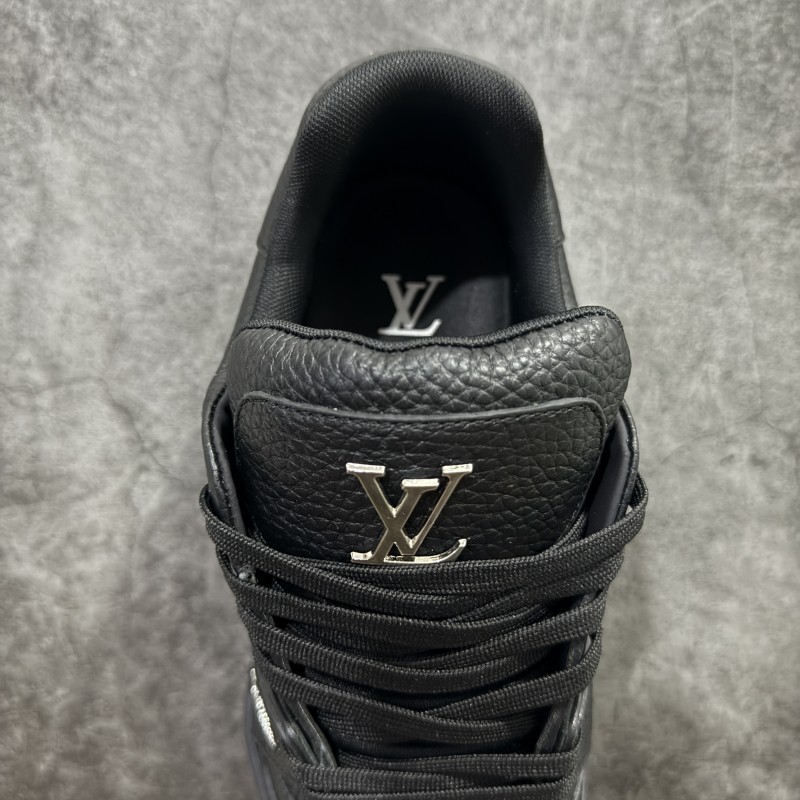 루이비통 트레이너 스니커즈
