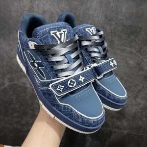 루이비통 트레이너 스니커즈