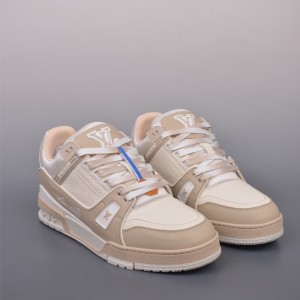 루이비통 트레이너 스니커즈