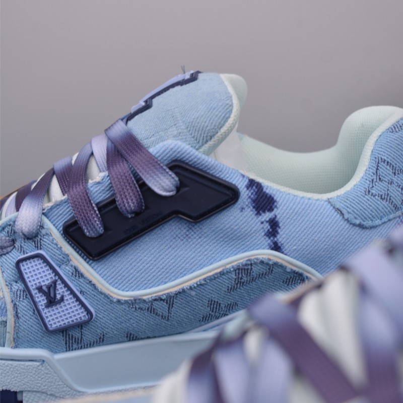 루이비통 트레이너 스니커즈