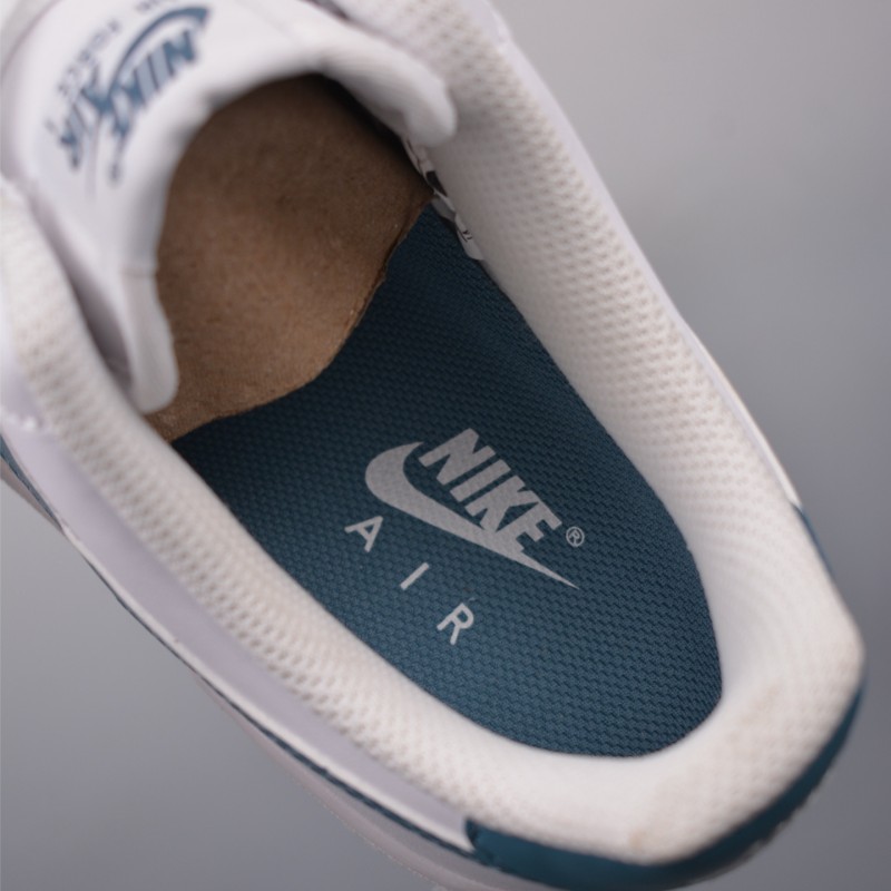 나이키 에어포스 1 로우