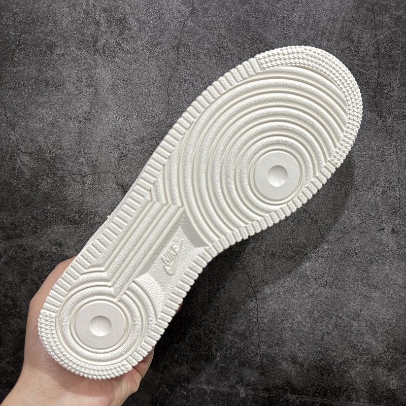 나이키 에어포스 1 로우