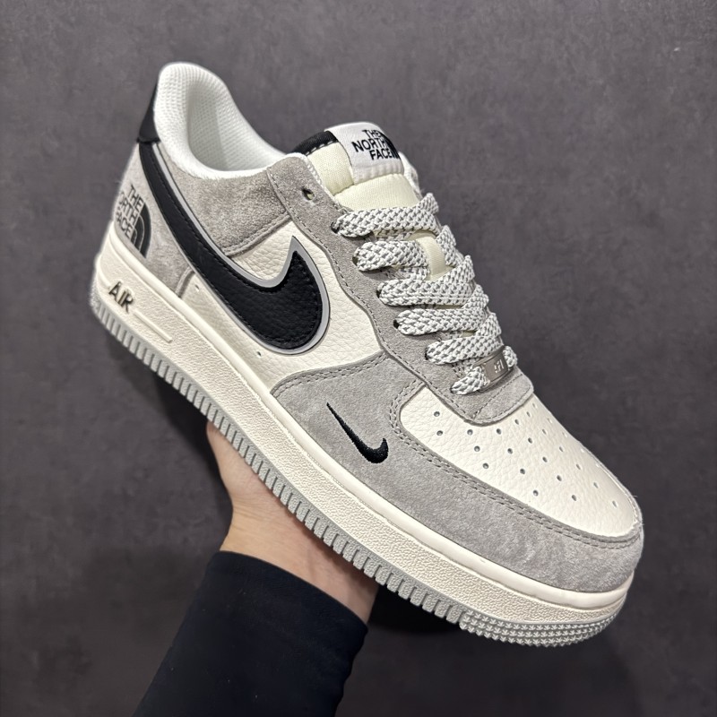 나이키 에어포스 1 로우