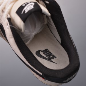 나이키 에어포스 1 로우