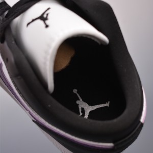 나이키 에어포스 1 로우