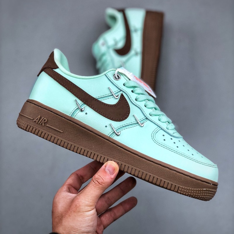 나이키 에어포스 1 로우