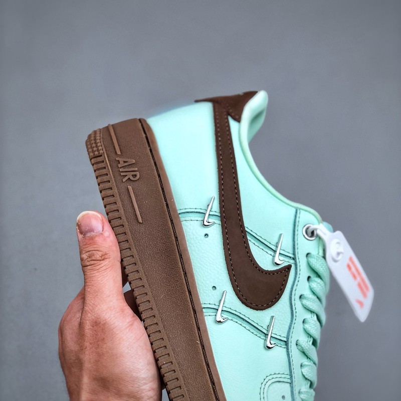 나이키 에어포스 1 로우