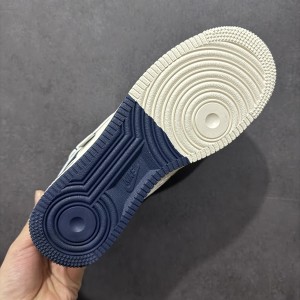 나이키 에어포스 1 로우