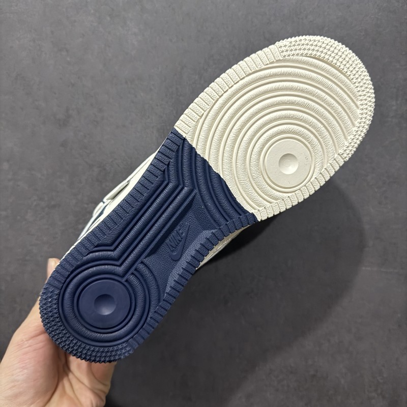 나이키 에어포스 1 로우