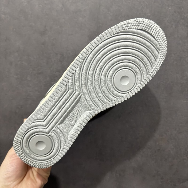 나이키 에어포스 1 로우