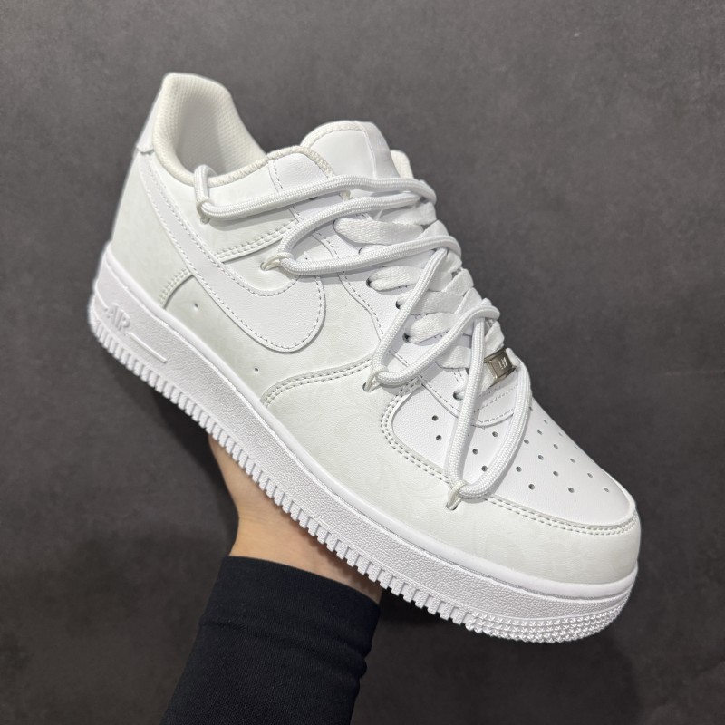 나이키 에어포스 1 로우