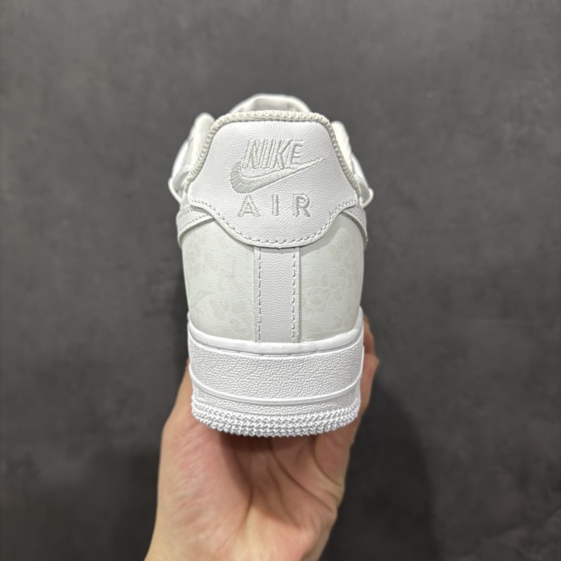 나이키 에어포스 1 로우