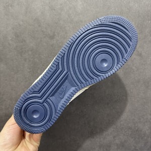 나이키 에어포스 1 로우