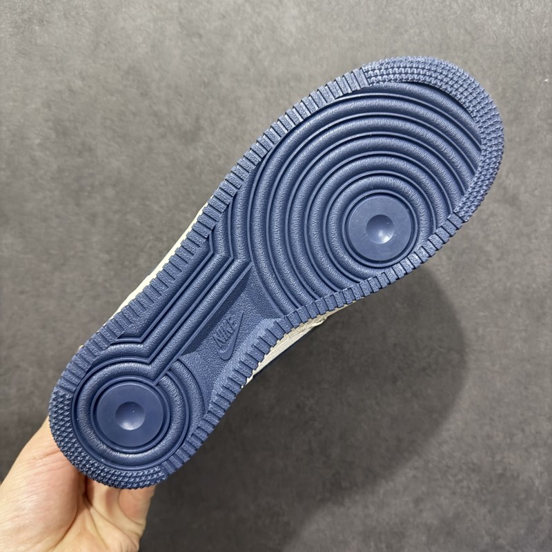 나이키 에어포스 1 로우