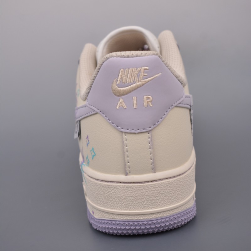 나이키 에어포스 1 로우