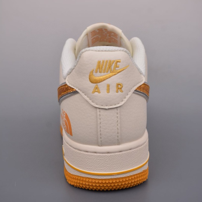 나이키 에어포스 1 로우