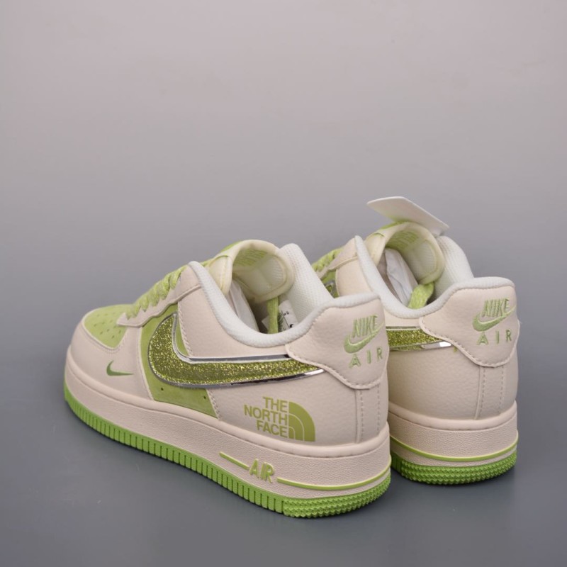 나이키 에어포스 1 로우