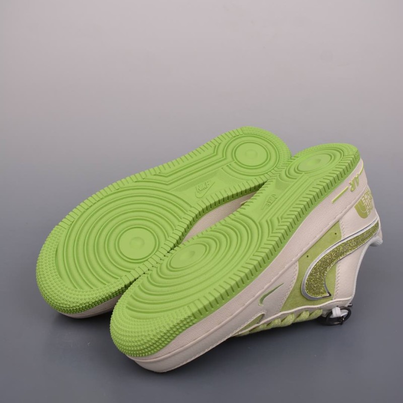 나이키 에어포스 1 로우