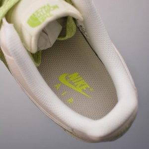 나이키 에어포스 1 로우