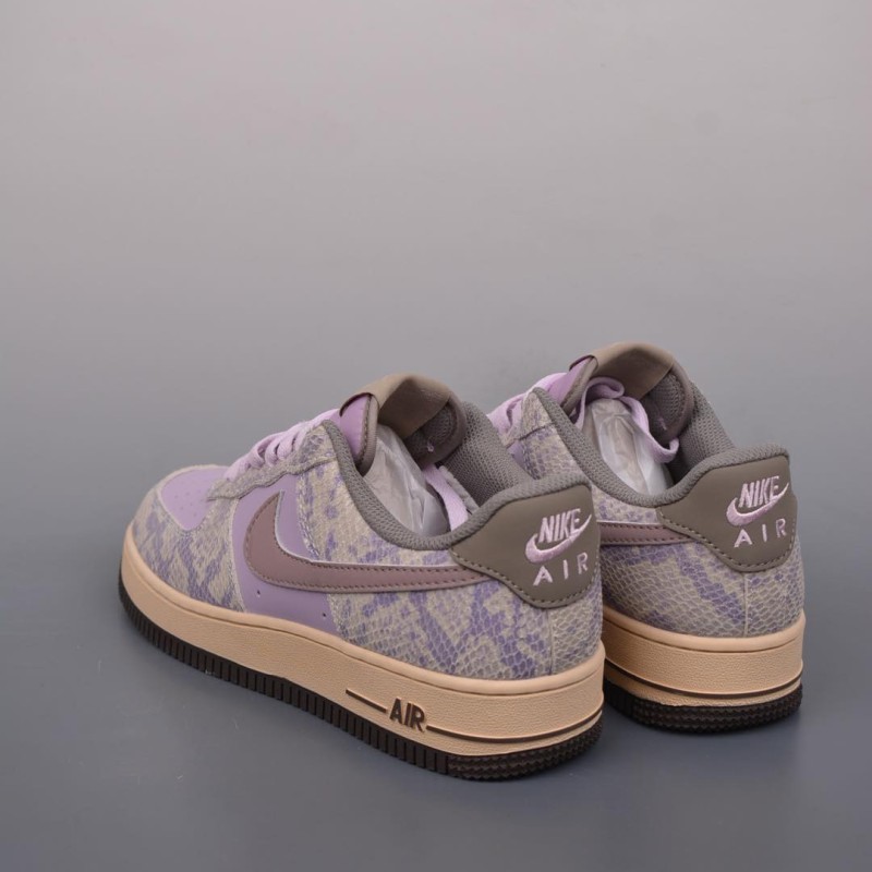 나이키 에어포스 1 로우