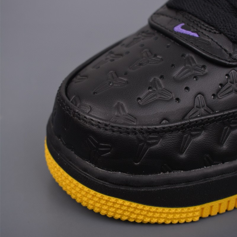 나이키 에어포스 1 로우