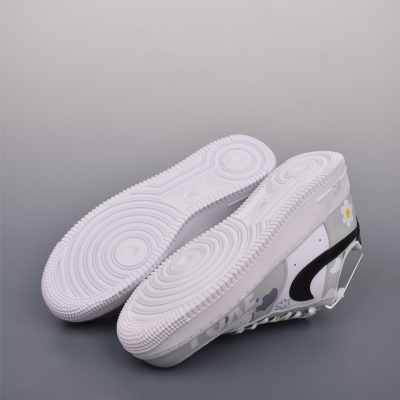 나이키 에어포스 1 로우