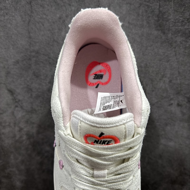 나이키 에어포스 1 로우