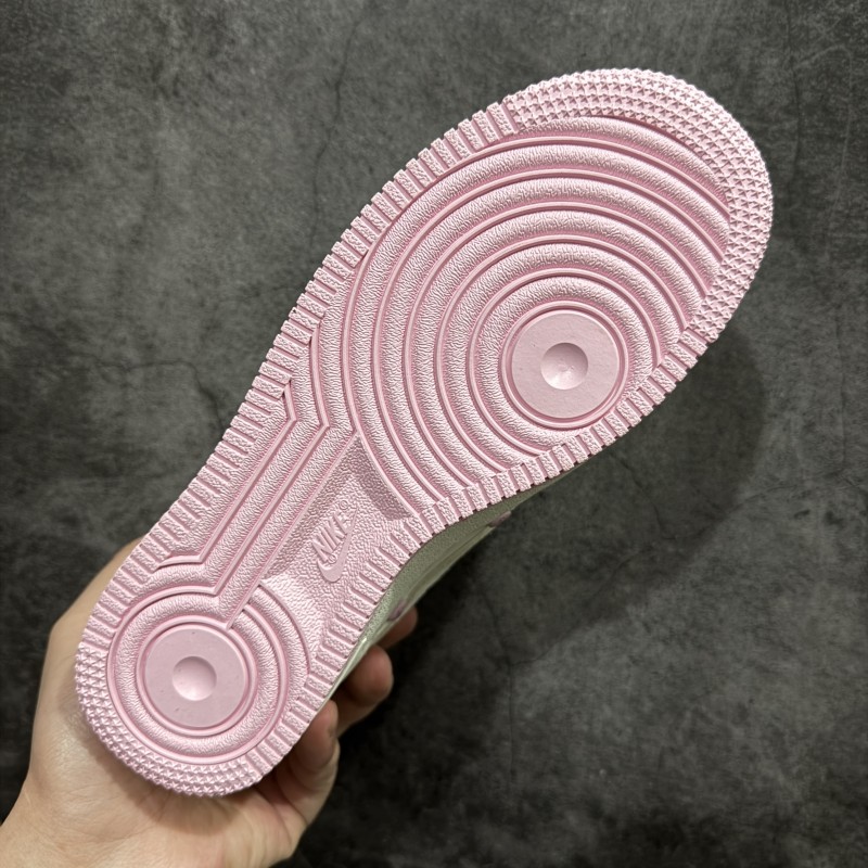 나이키 에어포스 1 로우