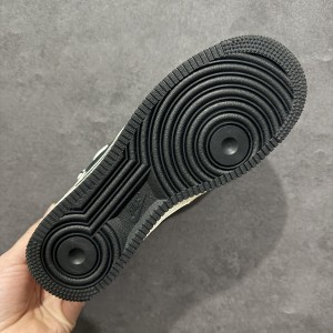 나이키 에어포스 1 로우