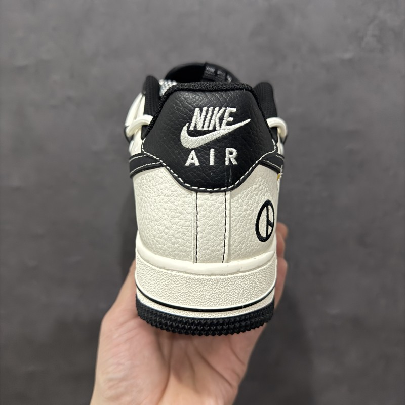 나이키 에어포스 1 로우