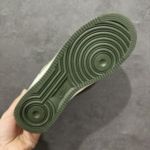 나이키 에어포스 1 로우