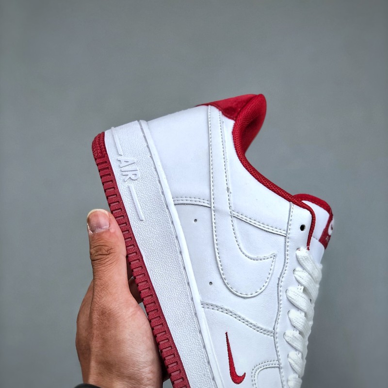 나이키 에어포스 1 로우