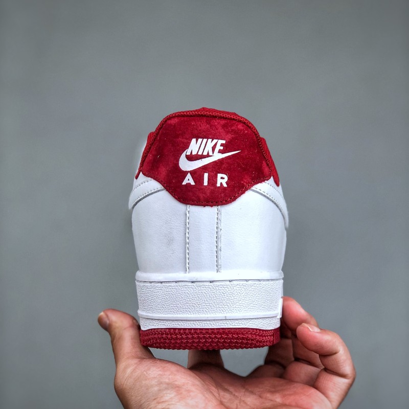 나이키 에어포스 1 로우