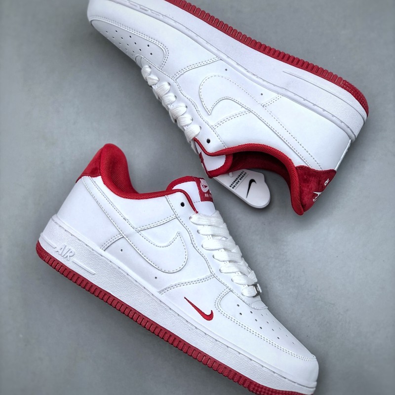 나이키 에어포스 1 로우