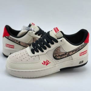 나이키 에어포스 1 로우