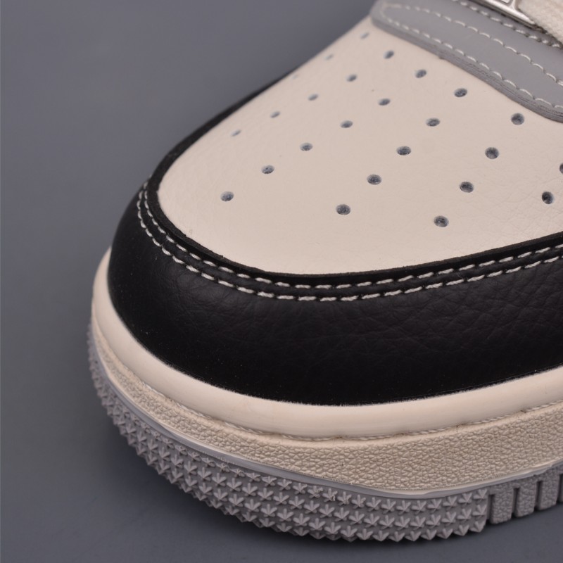 나이키 에어포스 1 로우