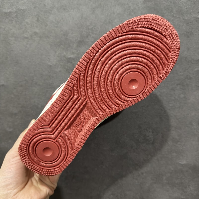 나이키 에어포스 1 로우