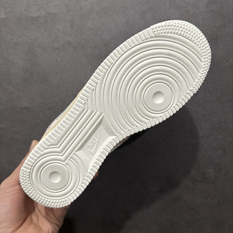 나이키 에어포스 1 로우