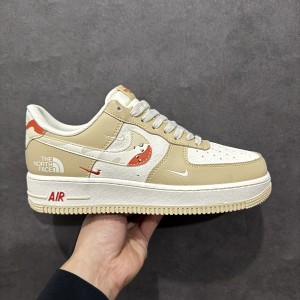 나이키 에어포스 1 로우