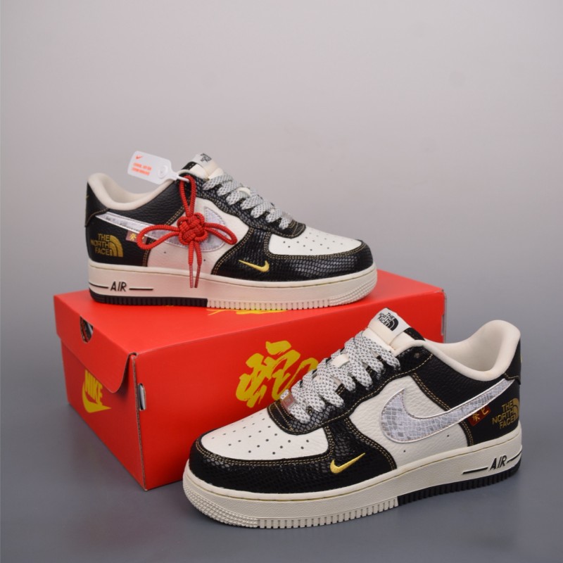 나이키 에어포스 1 로우