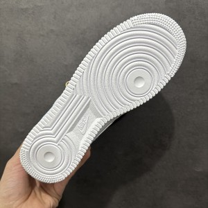 나이키 에어포스 1 로우