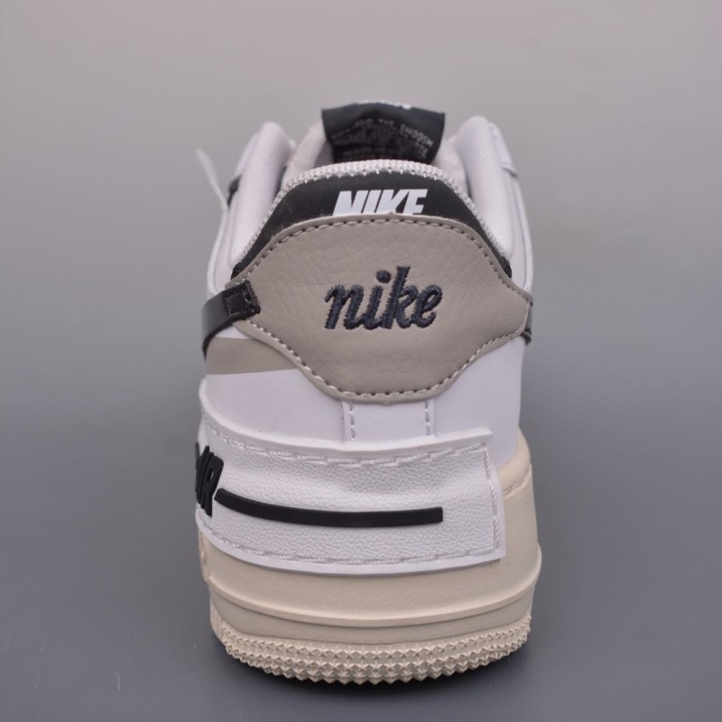 나이키 에어포스 1 로우