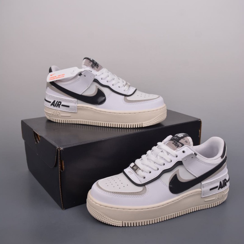 나이키 에어포스 1 로우