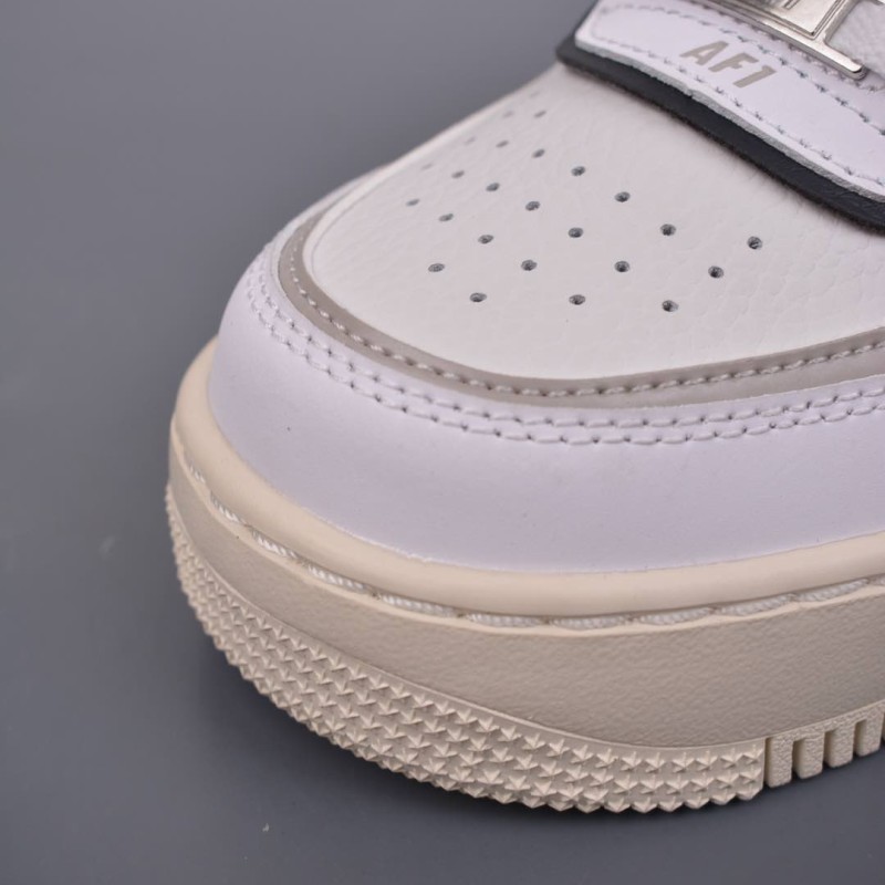 나이키 에어포스 1 로우