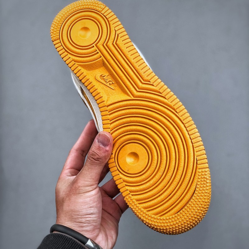 나이키 에어포스 1 로우