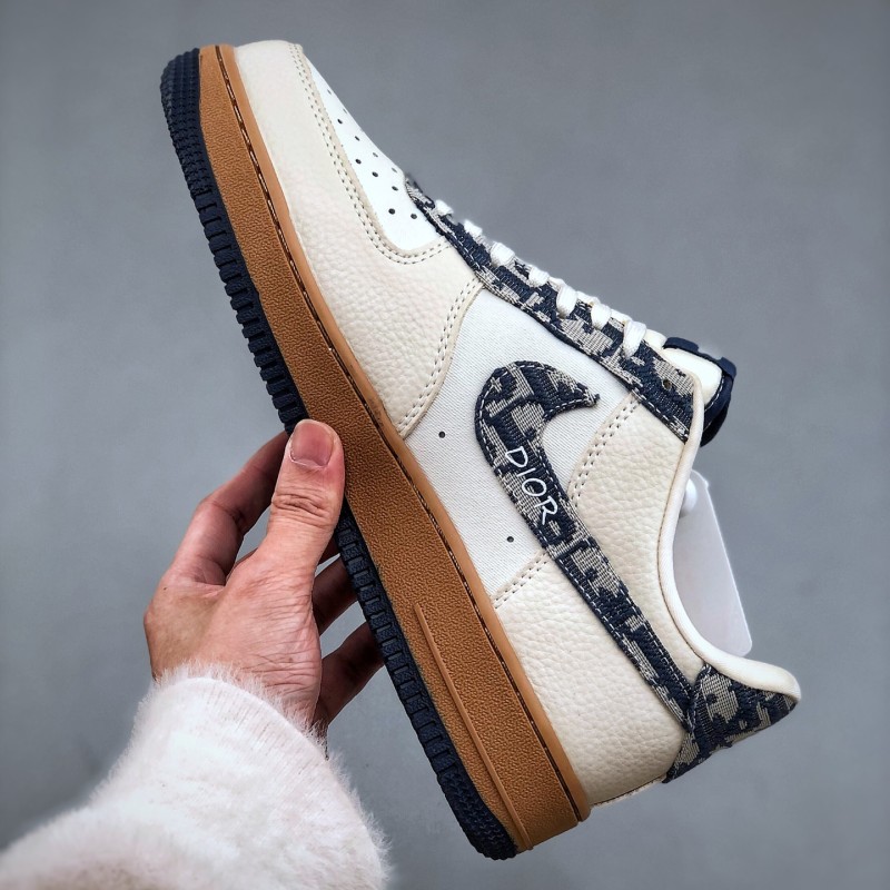 나이키 에어포스 1 로우