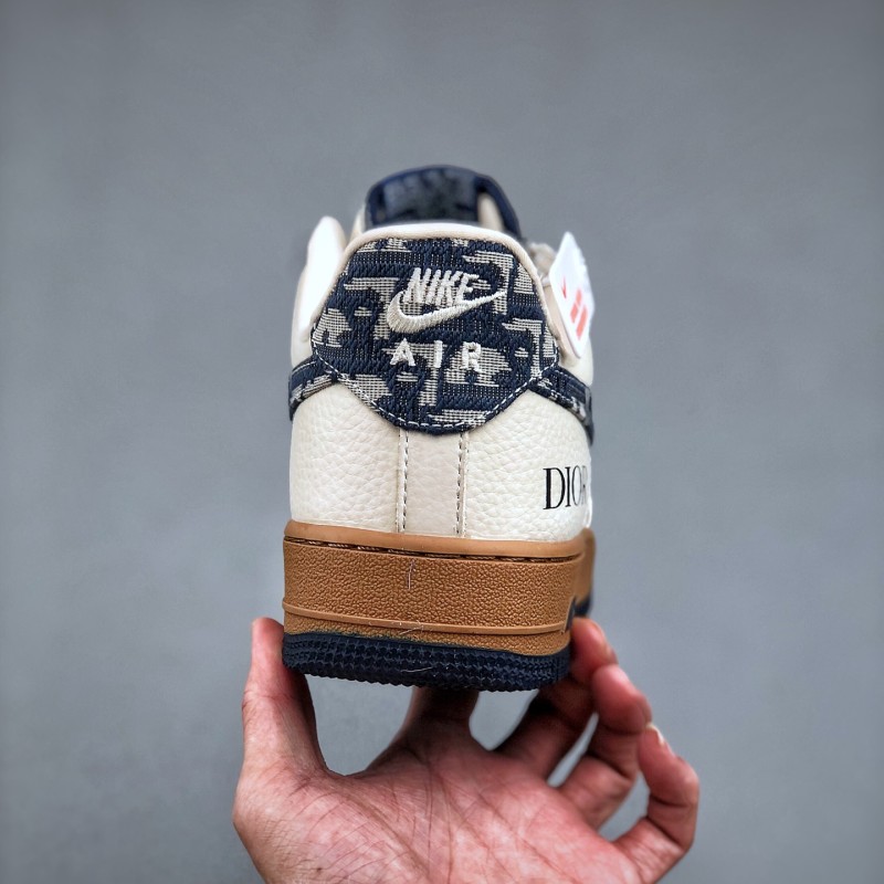 나이키 에어포스 1 로우