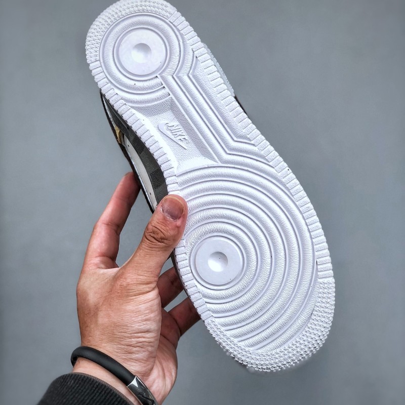 나이키 에어포스 1 로우