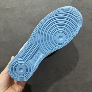 나이키 에어포스 1 로우