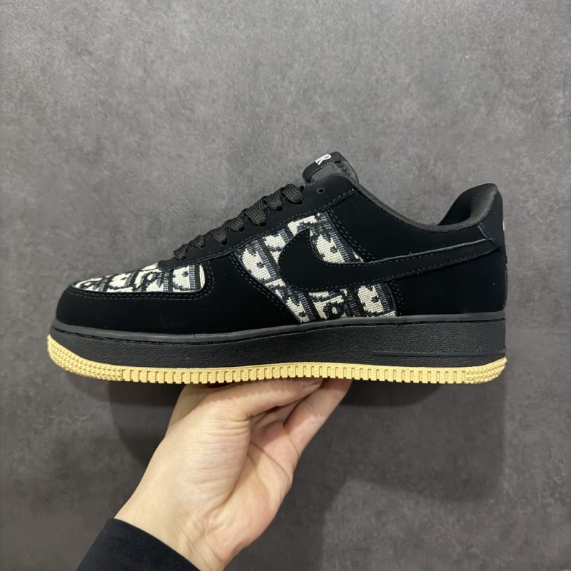 나이키 에어포스 1 로우